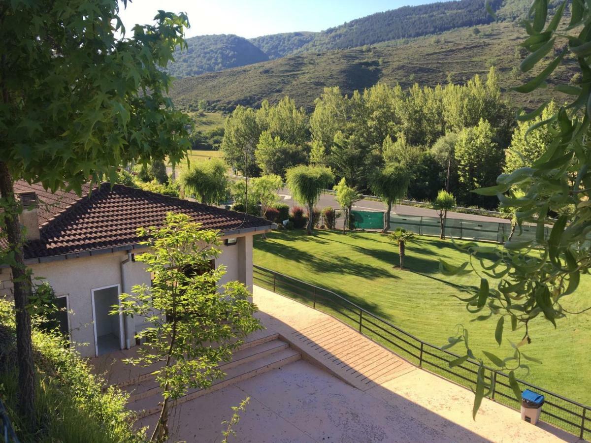 Zorraquín Apartamento Ezcaray Con Piscina מראה חיצוני תמונה