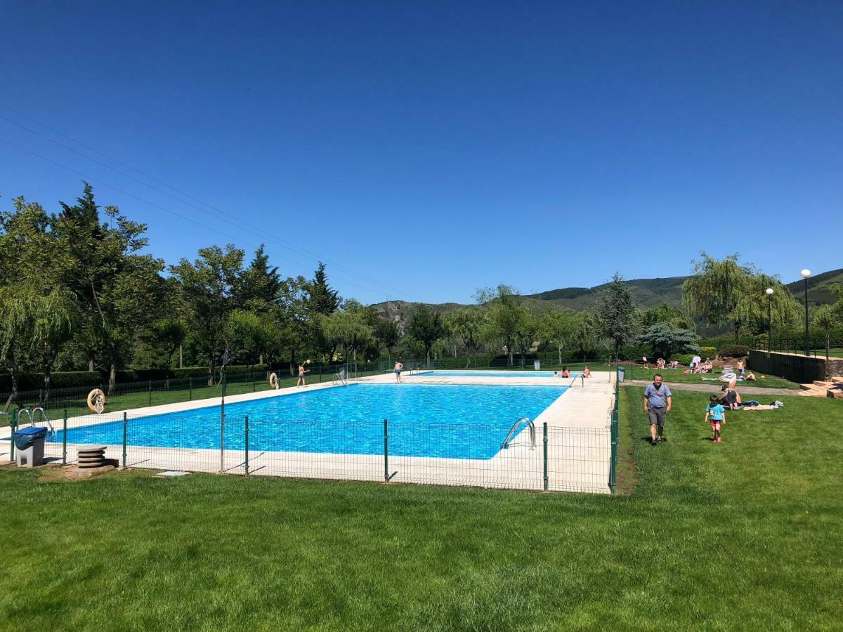 Zorraquín Apartamento Ezcaray Con Piscina מראה חיצוני תמונה